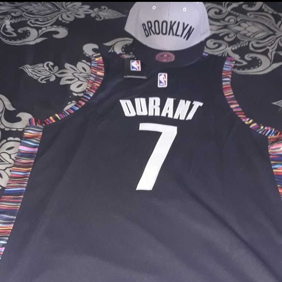Kevin Durant jersey size large - Picture 2 of 2